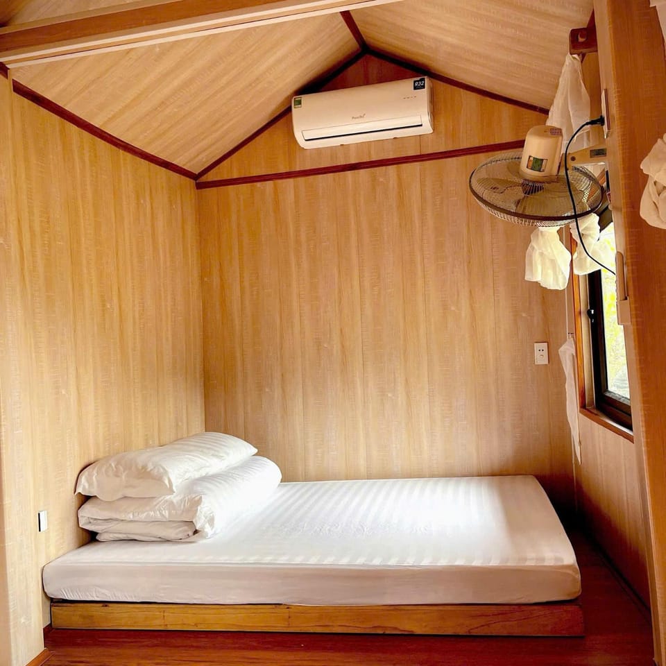 Na Áng Hill Mộc Châu Campground/ 
RV Resort in Vietnam