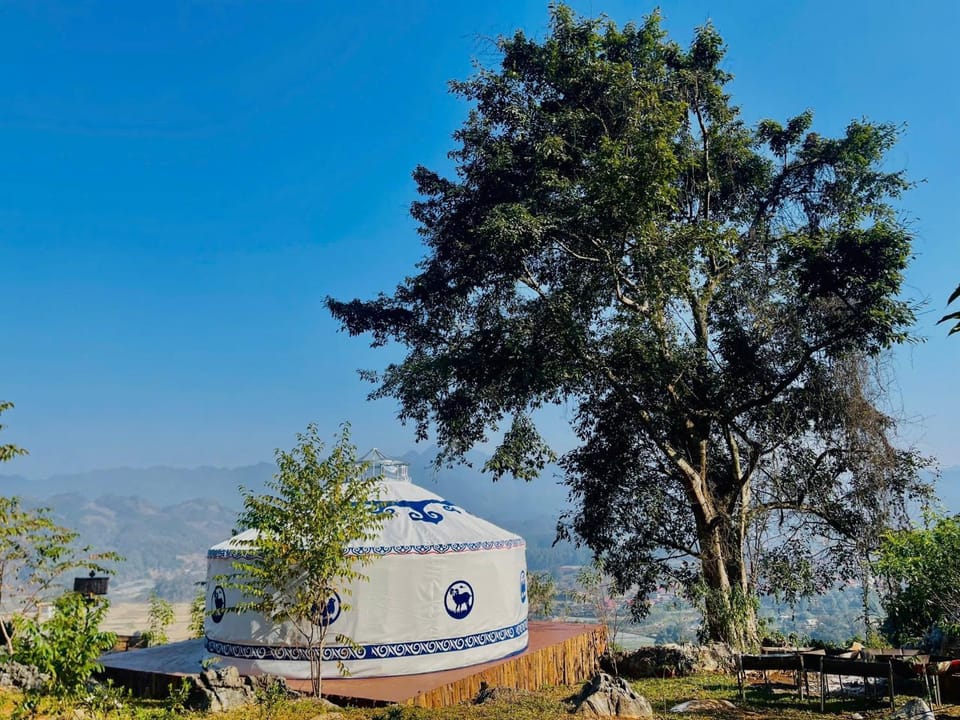 Na Áng Hill Mộc Châu Campground/ 
RV Resort in Vietnam