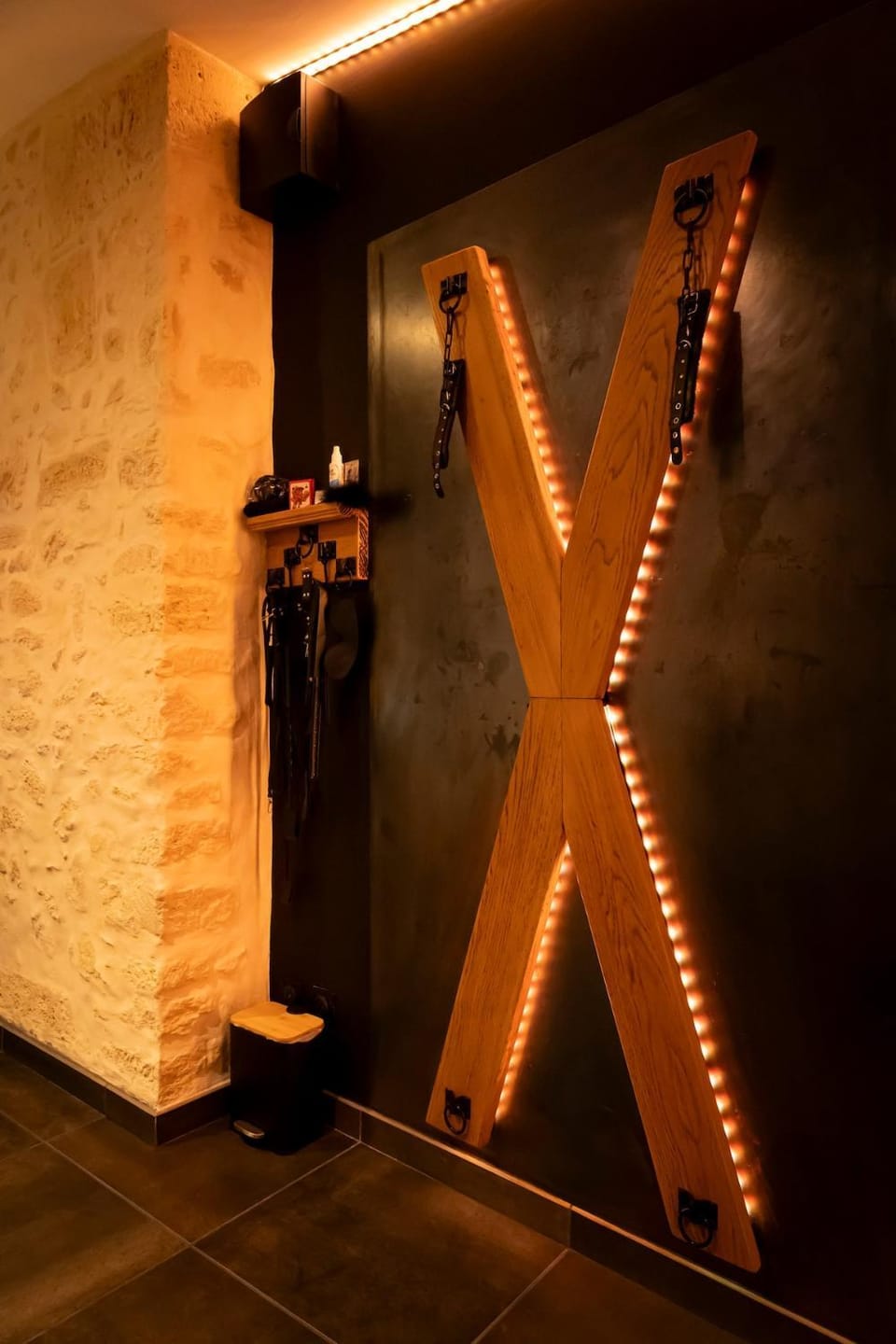 Le Discret love room Apartment in Nouvelle-Aquitaine