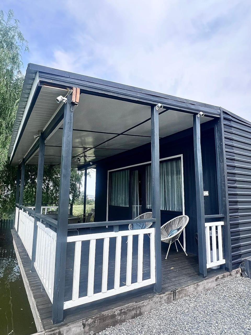 Property building, Balcony/Terrace