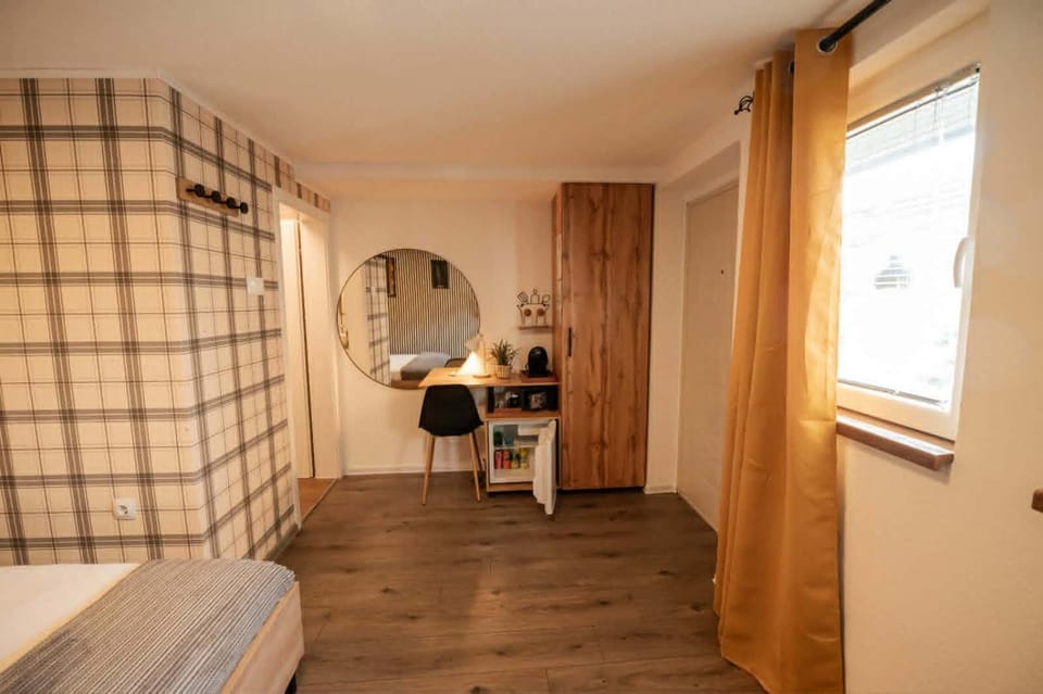 Bed, Photo of the whole room, Bedroom, hair dresser, wardrobe
