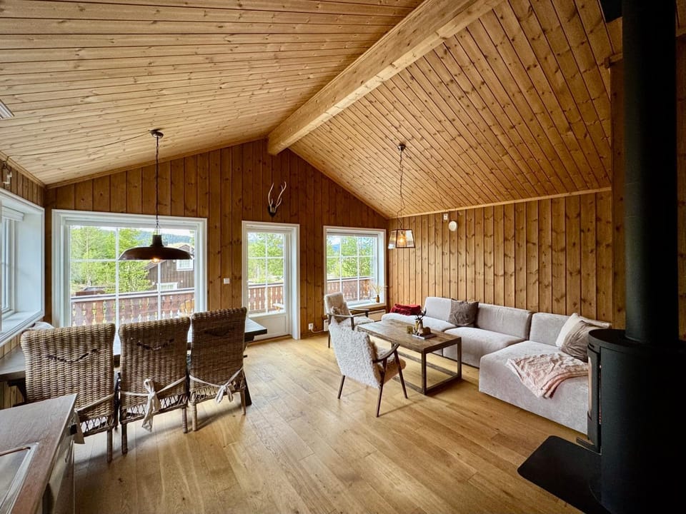 Day, Summer, Living room, Dining area