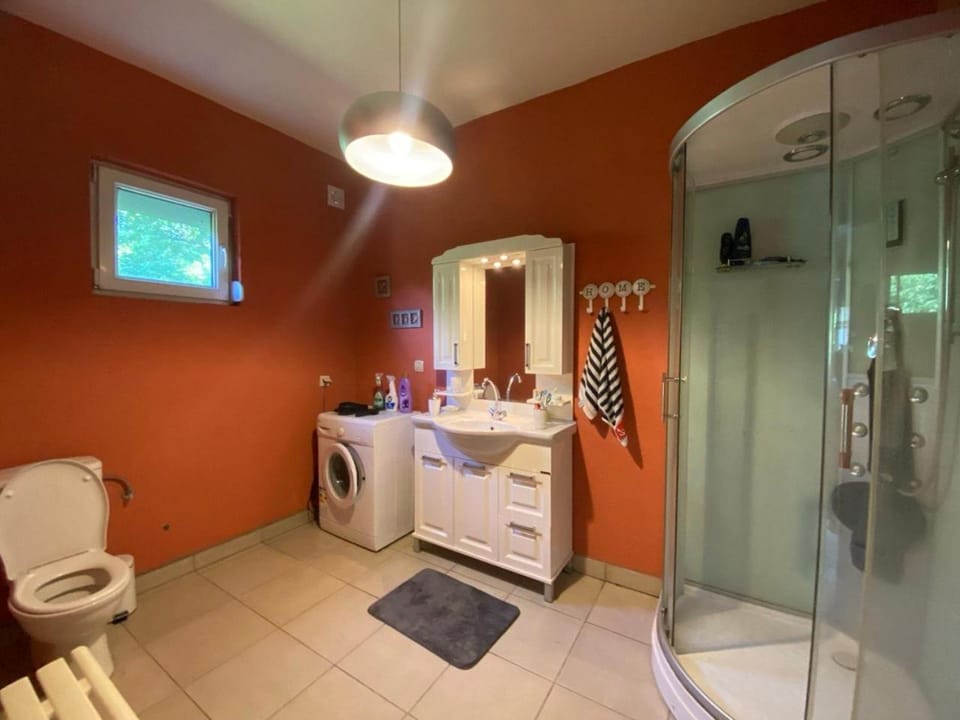 Shower, Bathroom, washing machine