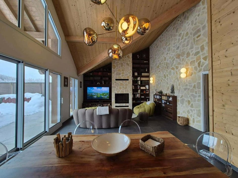 TV and multimedia, Living room