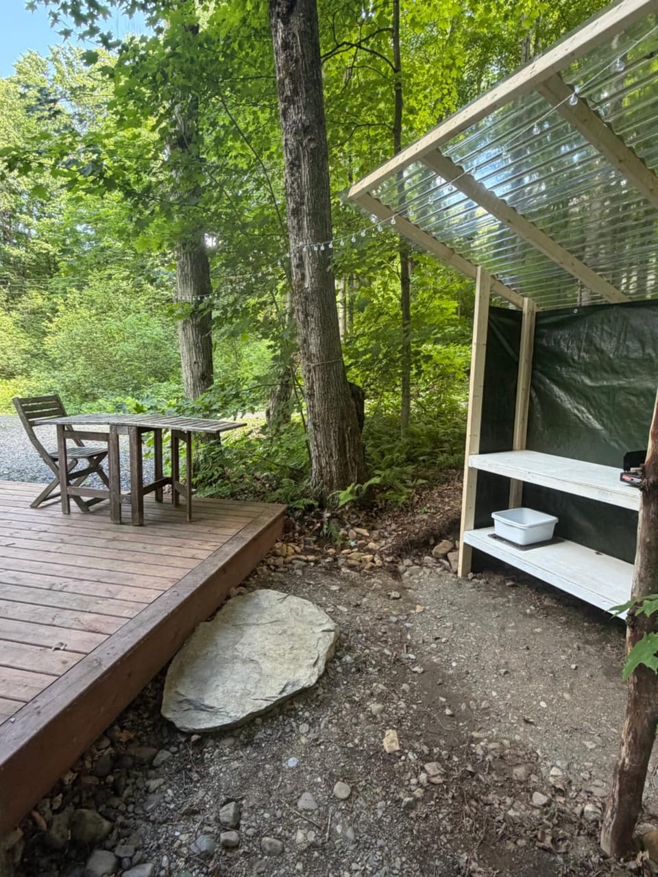 Le Dôme, nature, ressourcement et sauna Luxury tent in Lac-Brome