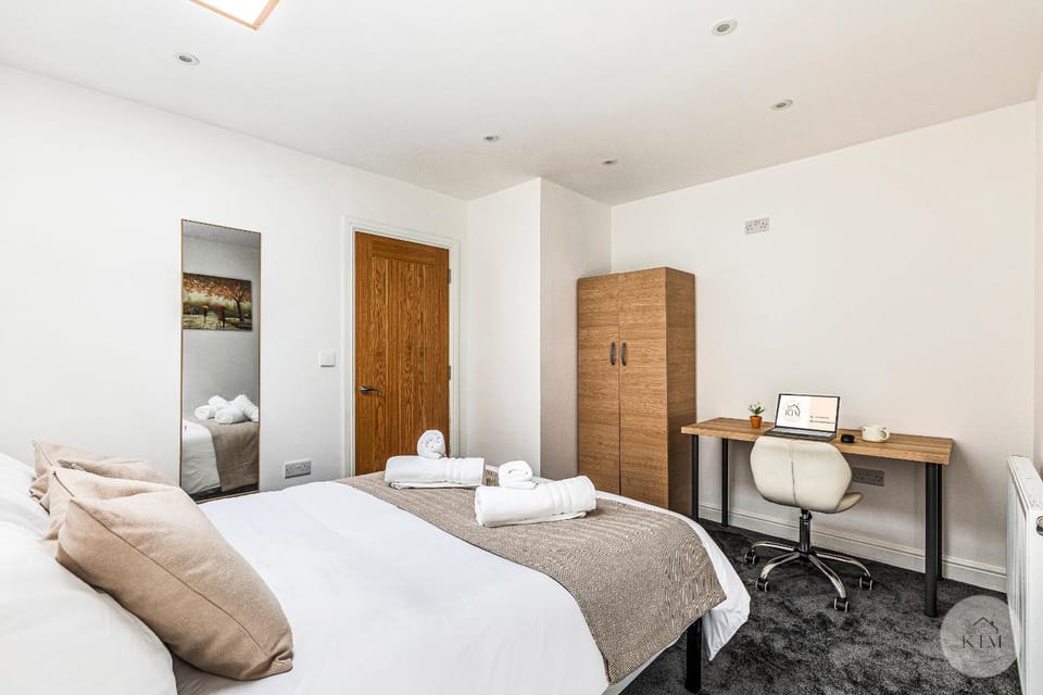 Spacious 1-Bed Nottingham Apt Near QMC, Uni & City Centre Apartment in Nottingham