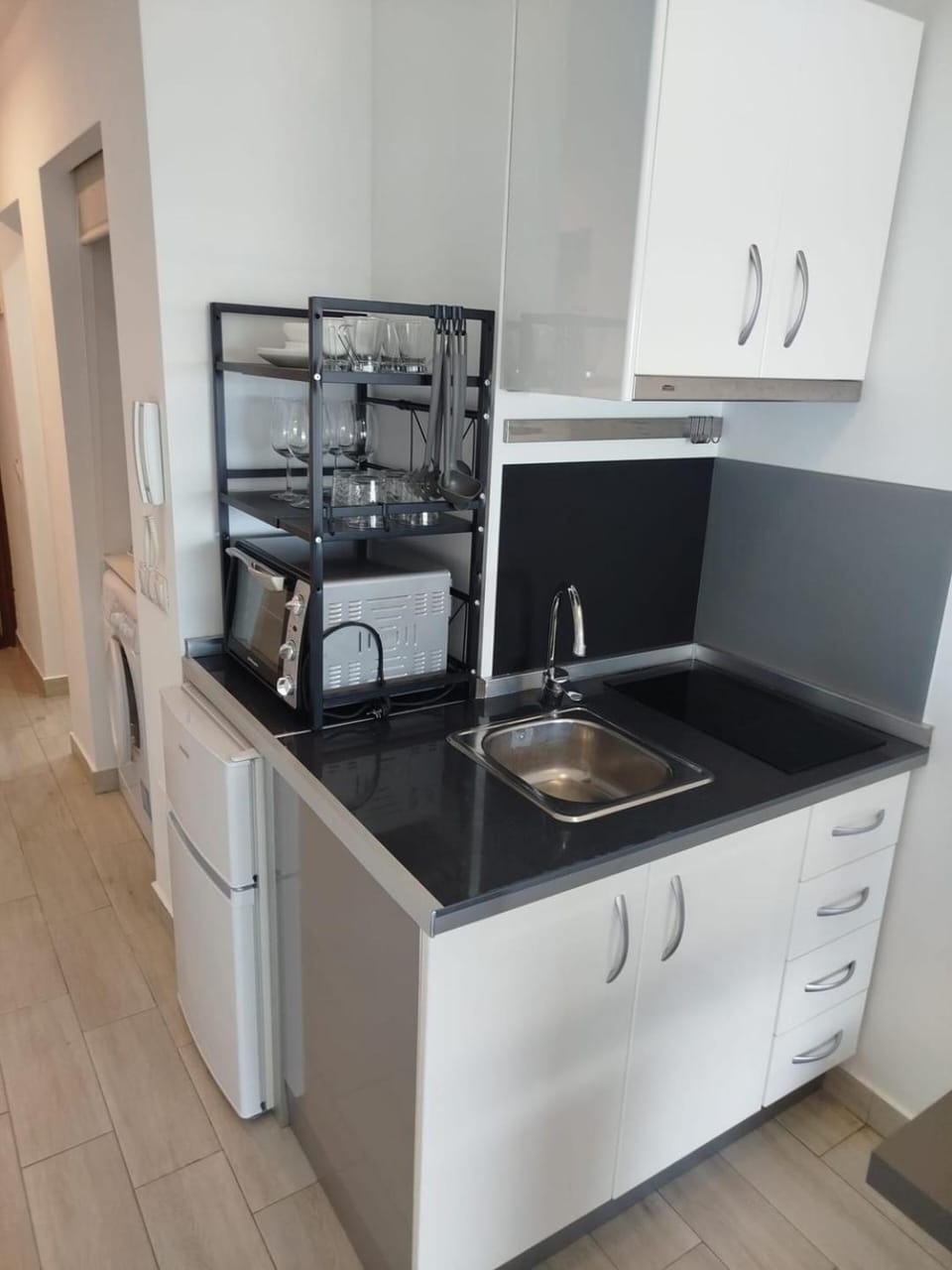 Kitchen or kitchenette, stove