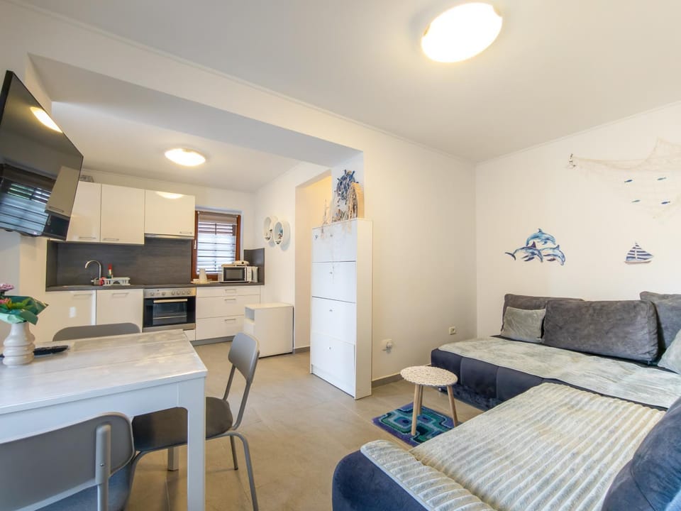 Kitchen or kitchenette, Living room, Seating area