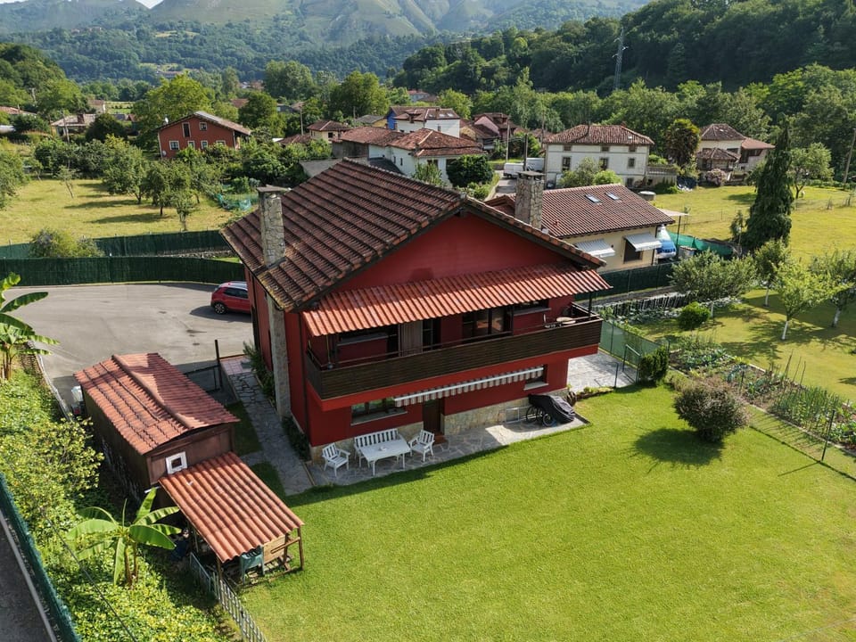 Casa Rocha House in Asturias