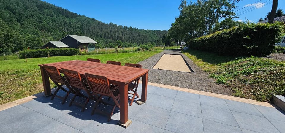 Spring, Garden, Dining area, Garden view, Mountain view