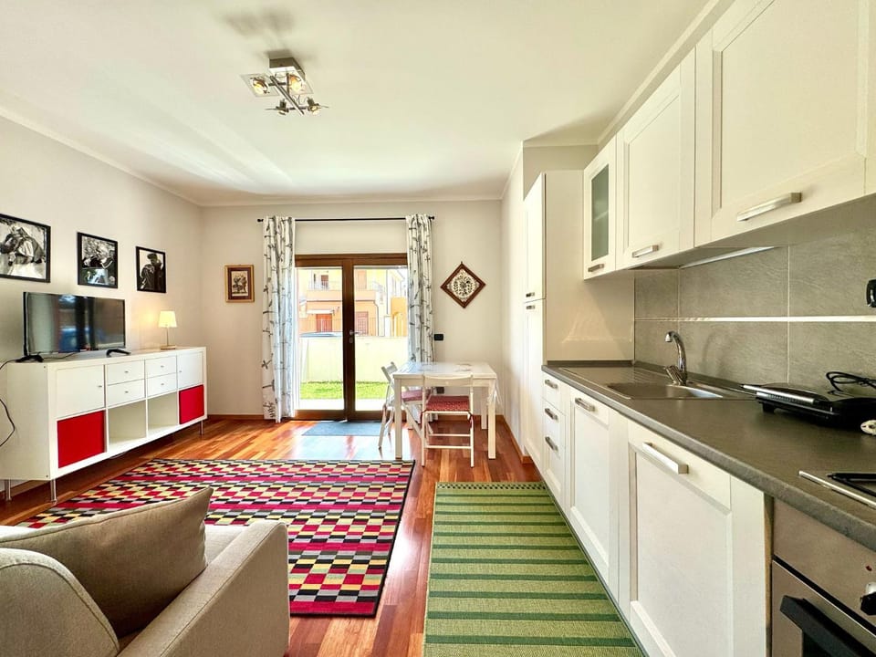 Kitchen or kitchenette, Living room, Dining area, stove