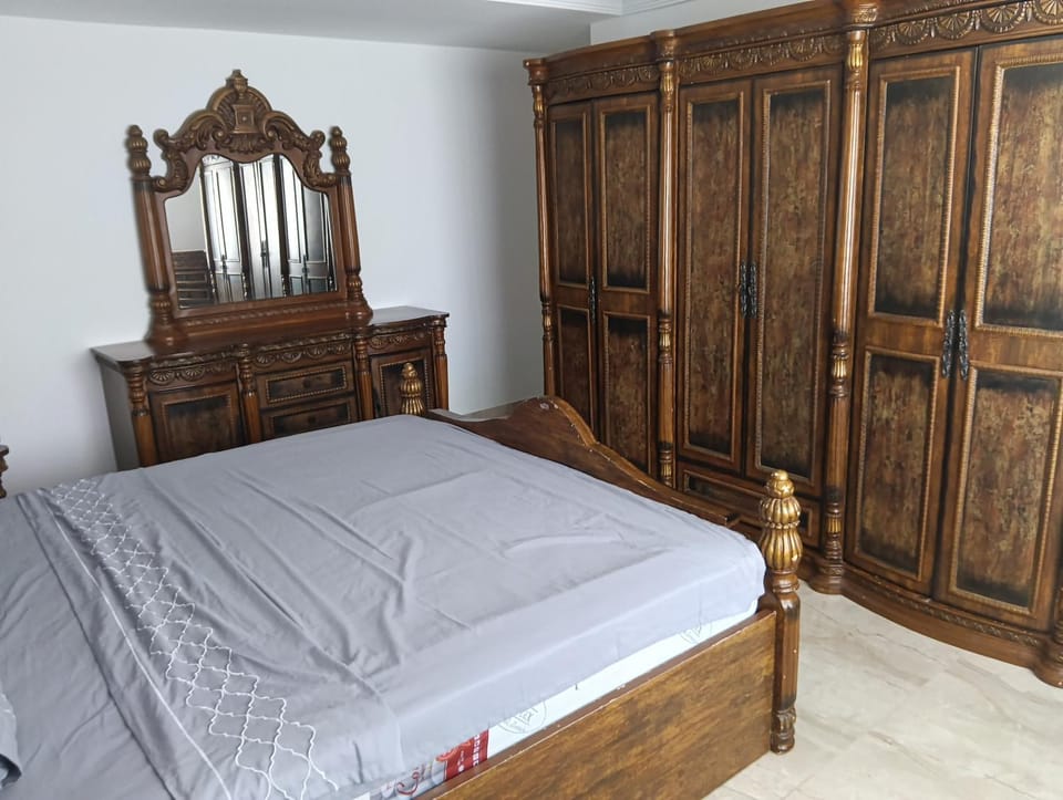 Bed, Photo of the whole room, Bedroom, wardrobe