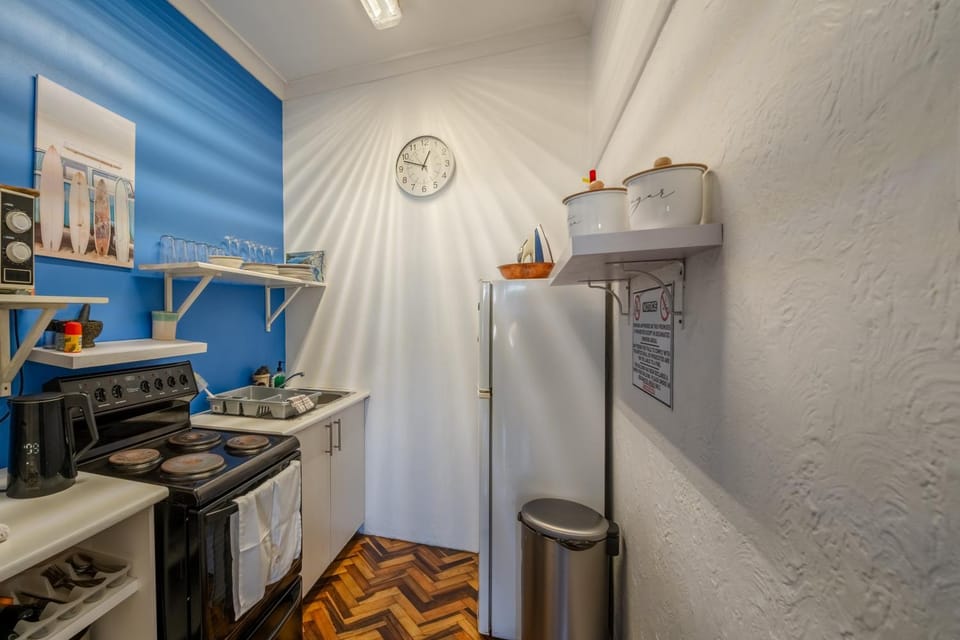 Kitchen or kitchenette, oven, stove