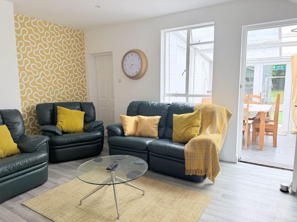 ONYX 4BR home near Computing History Museum House in Cambridge