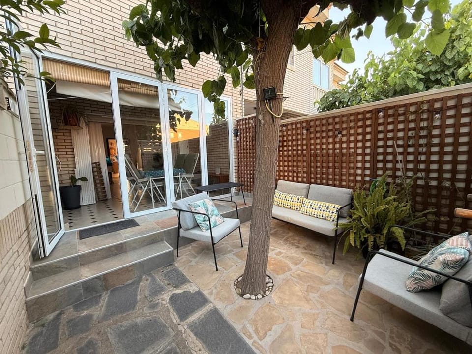 Balcony/Terrace, Balcony/Terrace