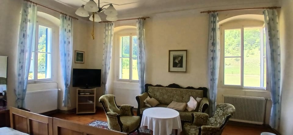 Gasthaus Kopper Inn in Carinthia, Austria