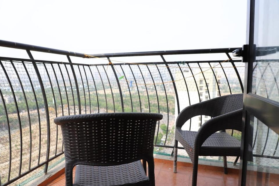 Spacious Flat in Noida 119 Apartment in Noida