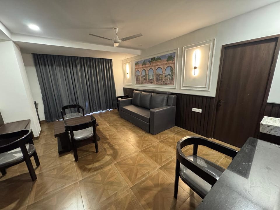 HOTEL SNR AURORa Hotel in Guntur