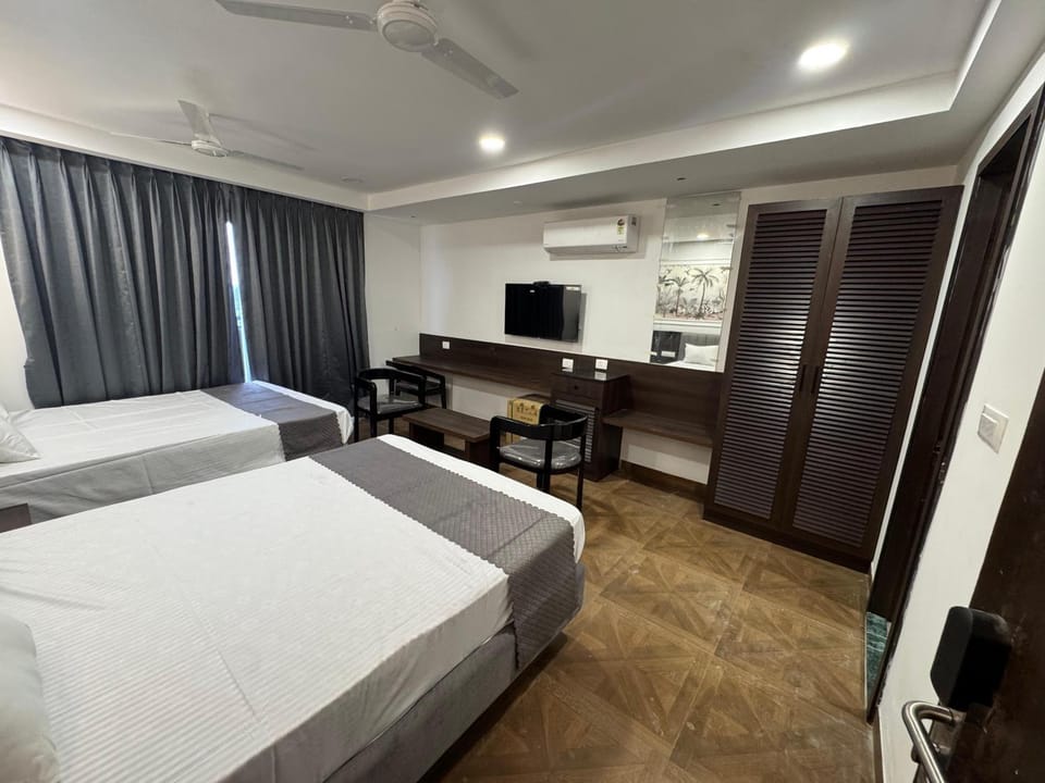 HOTEL SNR AURORa Hotel in Guntur