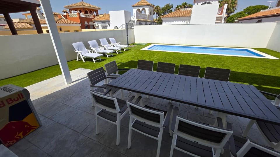 Patio, Dining area, Pool view, sunbed