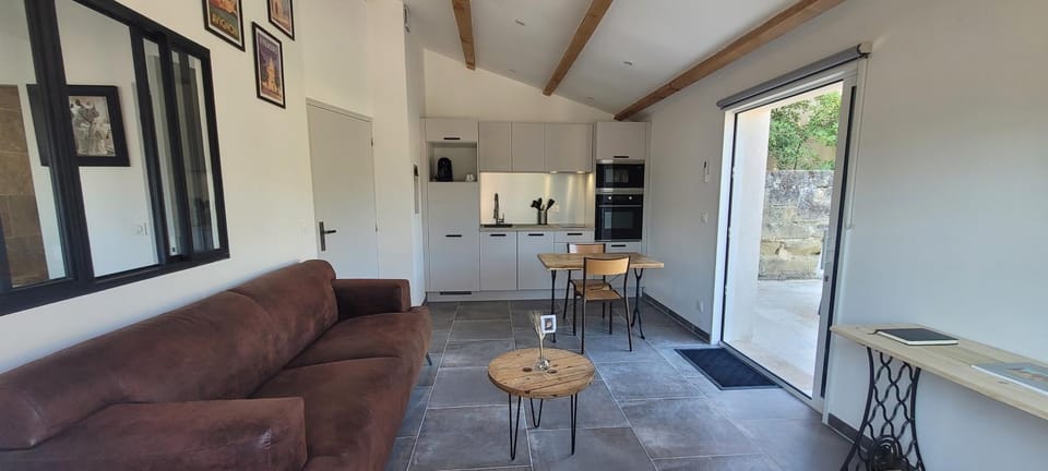 Gîte la Cabridello House in Avignon