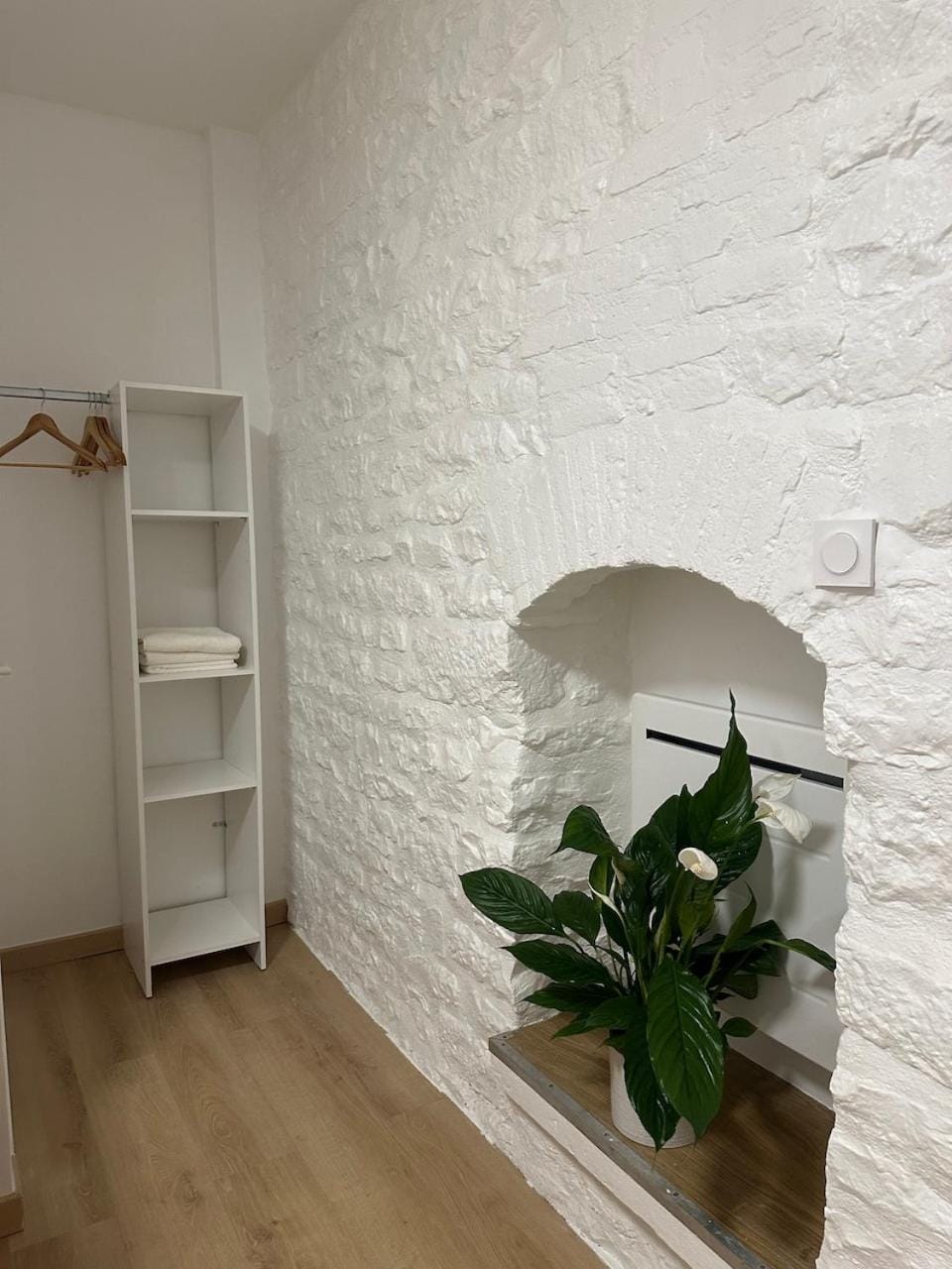 Studio neuf, Gare Dijon 2 mins, 1 à 2 personnes Apartment in Dijon