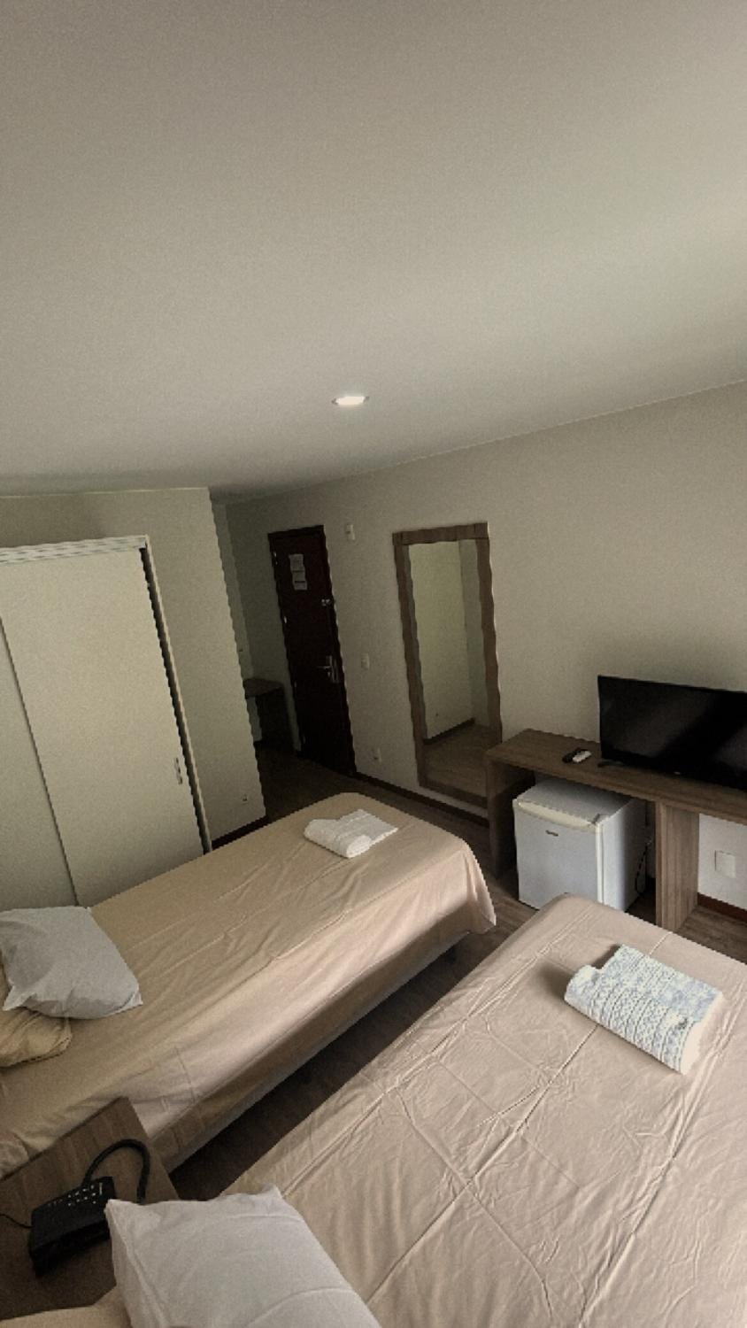 Bed, TV and multimedia, Photo of the whole room, Bedroom, wardrobe