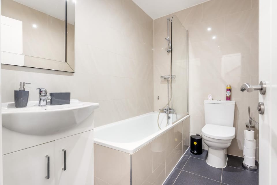 Central Greenwich Modern 2 Bedroom Apartment Apartment in London Borough of Lewisham