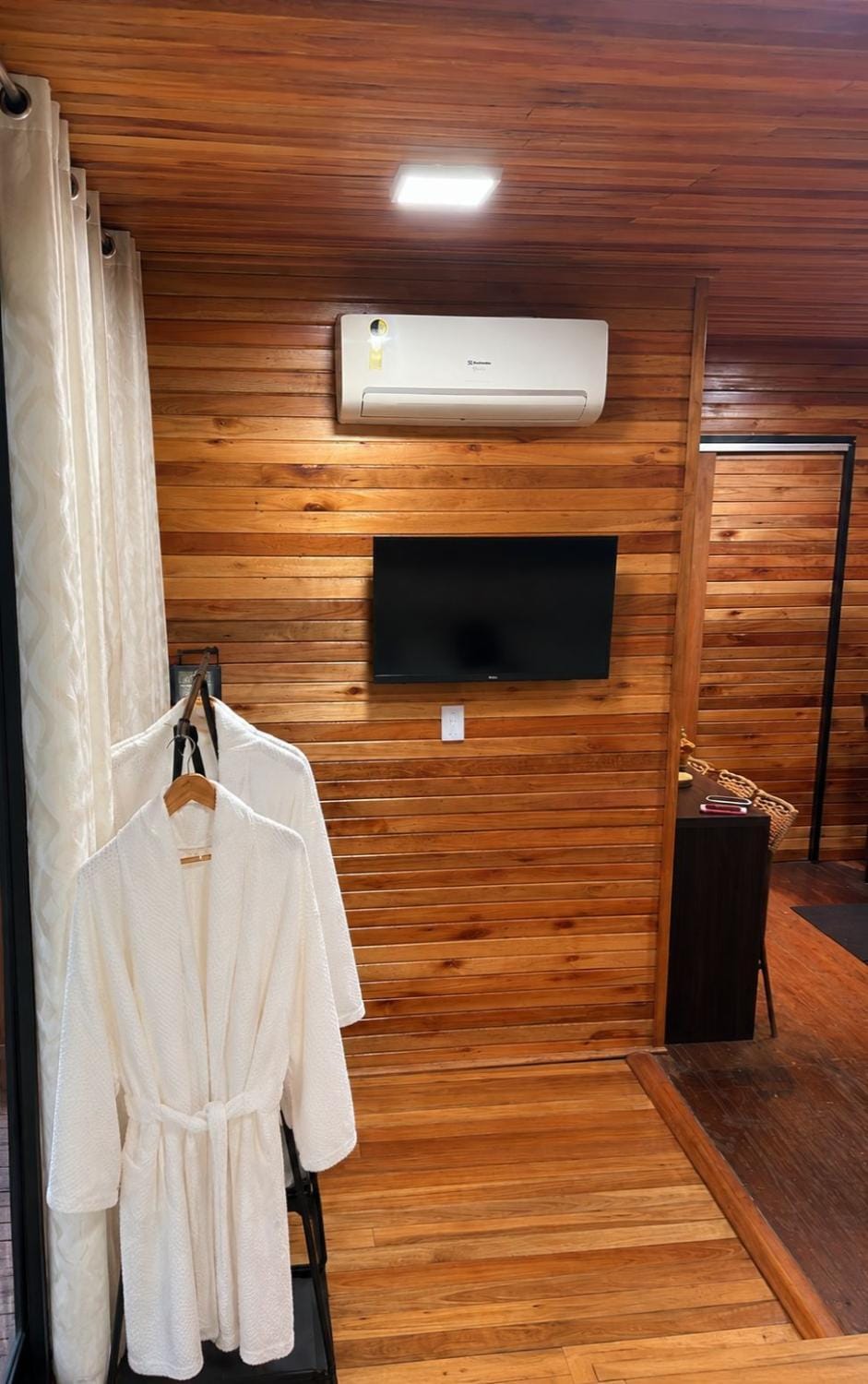 TV and multimedia, wardrobe, air conditioner