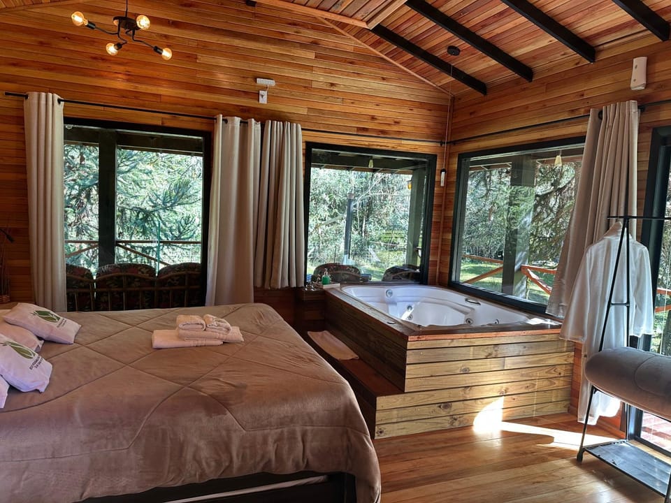 Bed, Natural landscape, Hot Tub, Photo of the whole room, Bedroom, towels