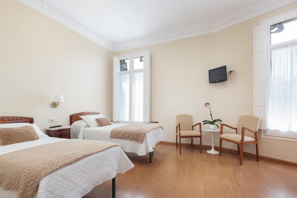 Photo of the whole room
