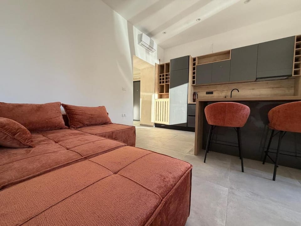 Kitchen or kitchenette, Living room, Photo of the whole room, Seating area