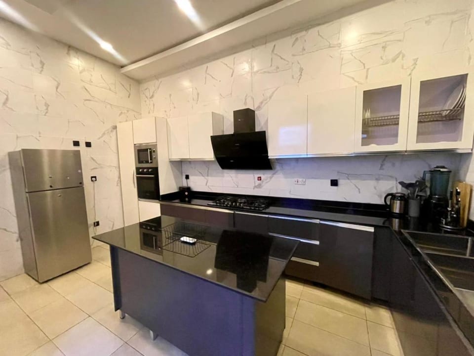 Lens 2 bedroom penthouse Apartment in Lagos