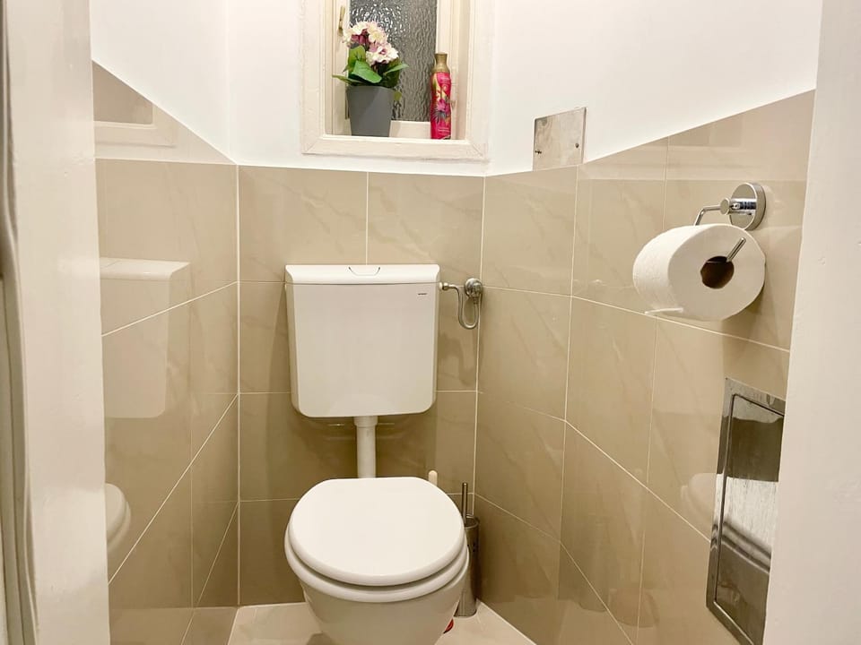 70 m2 Apartment with Terrace & Free Parking Apartment in Vienna