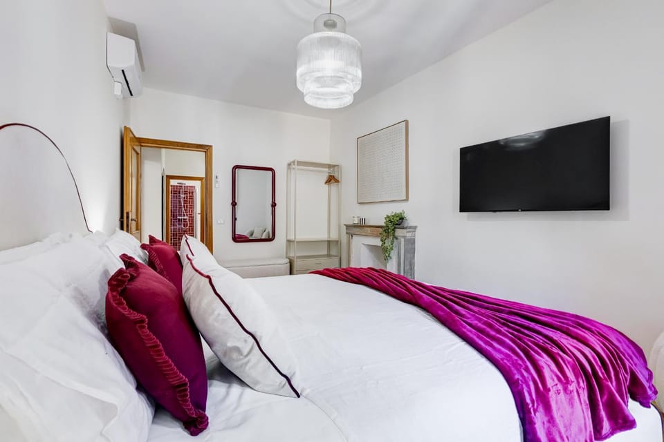 Spanish & Trevi Luxury flat 200mq and 2 Terrace Apartment in Rome