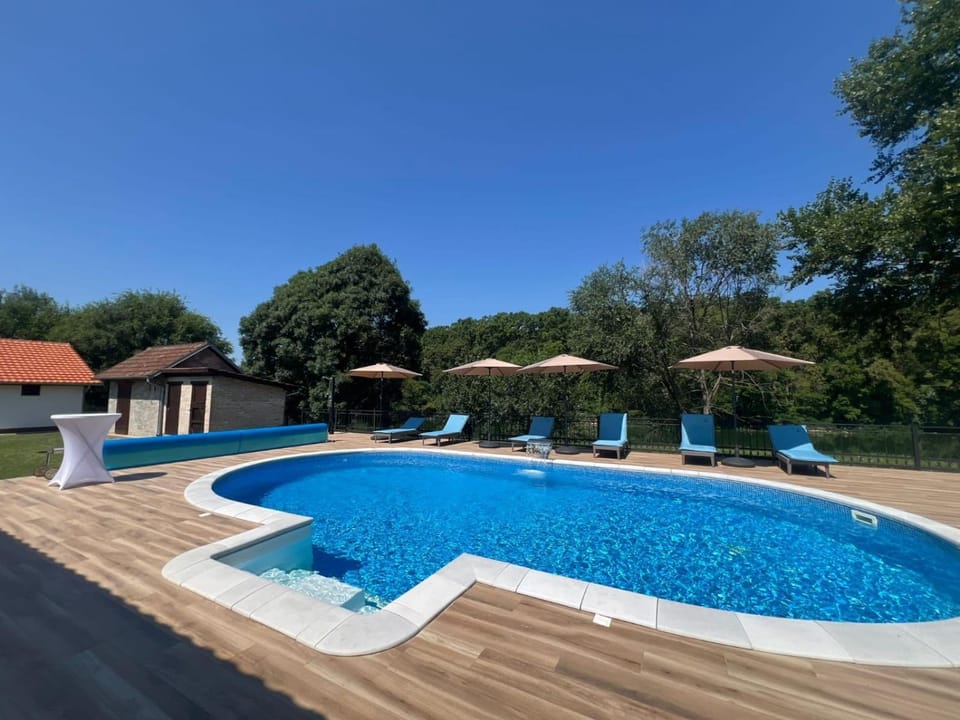 Pool view, Swimming pool