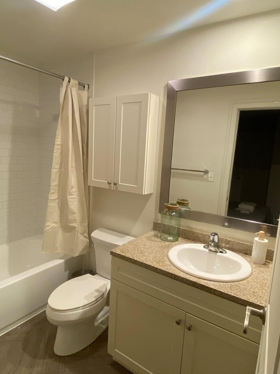 The Charm City, Modern Comfort Apartment in Baltimore