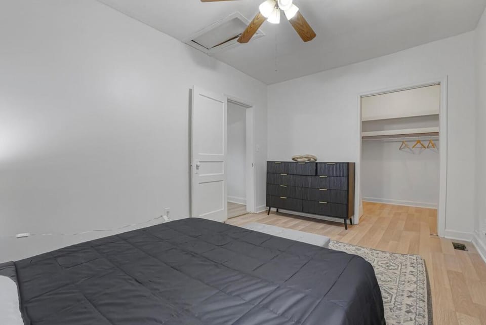The Ironwood Retreat Villa in Grove City