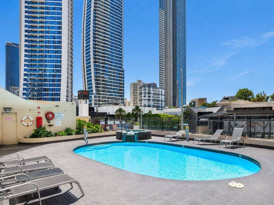 Surfers Paradise Cavill Pool Walk to Beach Orar Stays Apartment in Surfers Paradise Boulevard