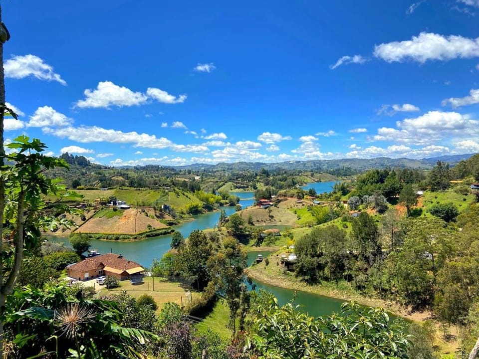 Bethania, Scenic rural house with impressive views Villa in Antioquia