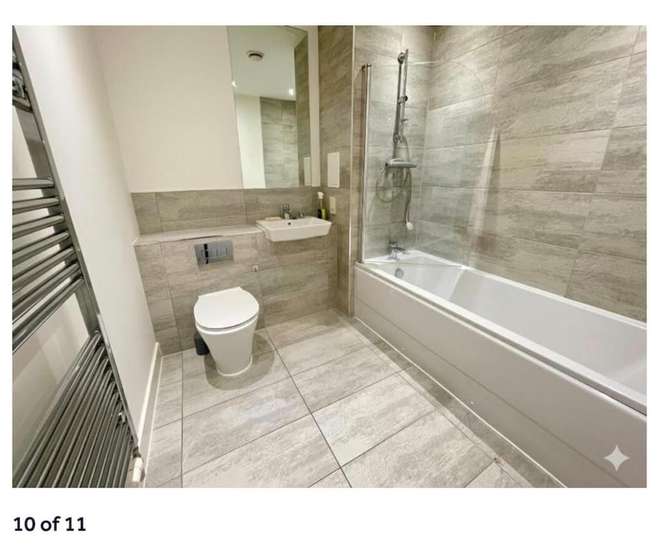 Two bedroom flat near Luton airportParkwaystation Apartment in Luton