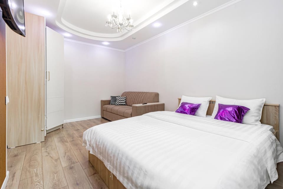 Bed, Living room, Bedroom
