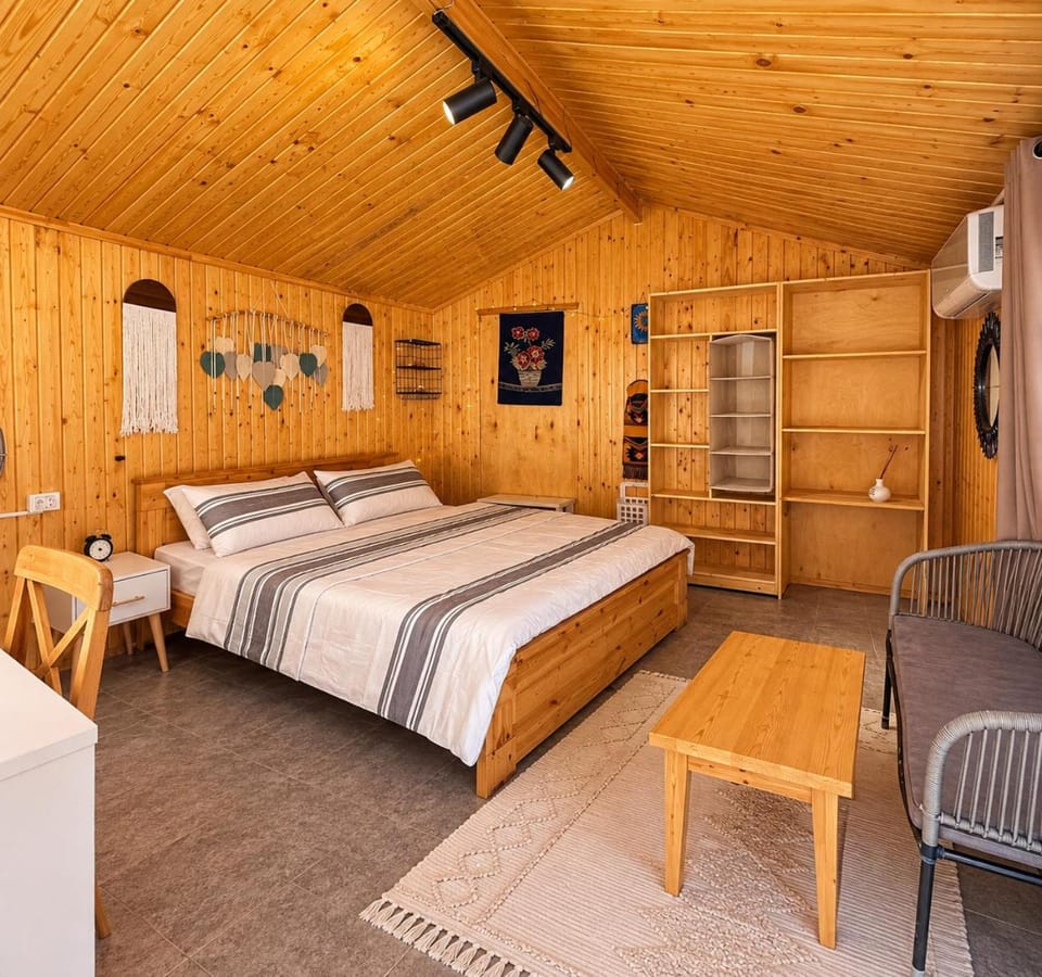 Bedro Guest House Wooden Cabin 30 Sec Beach Cabin in South Sinai Governorate