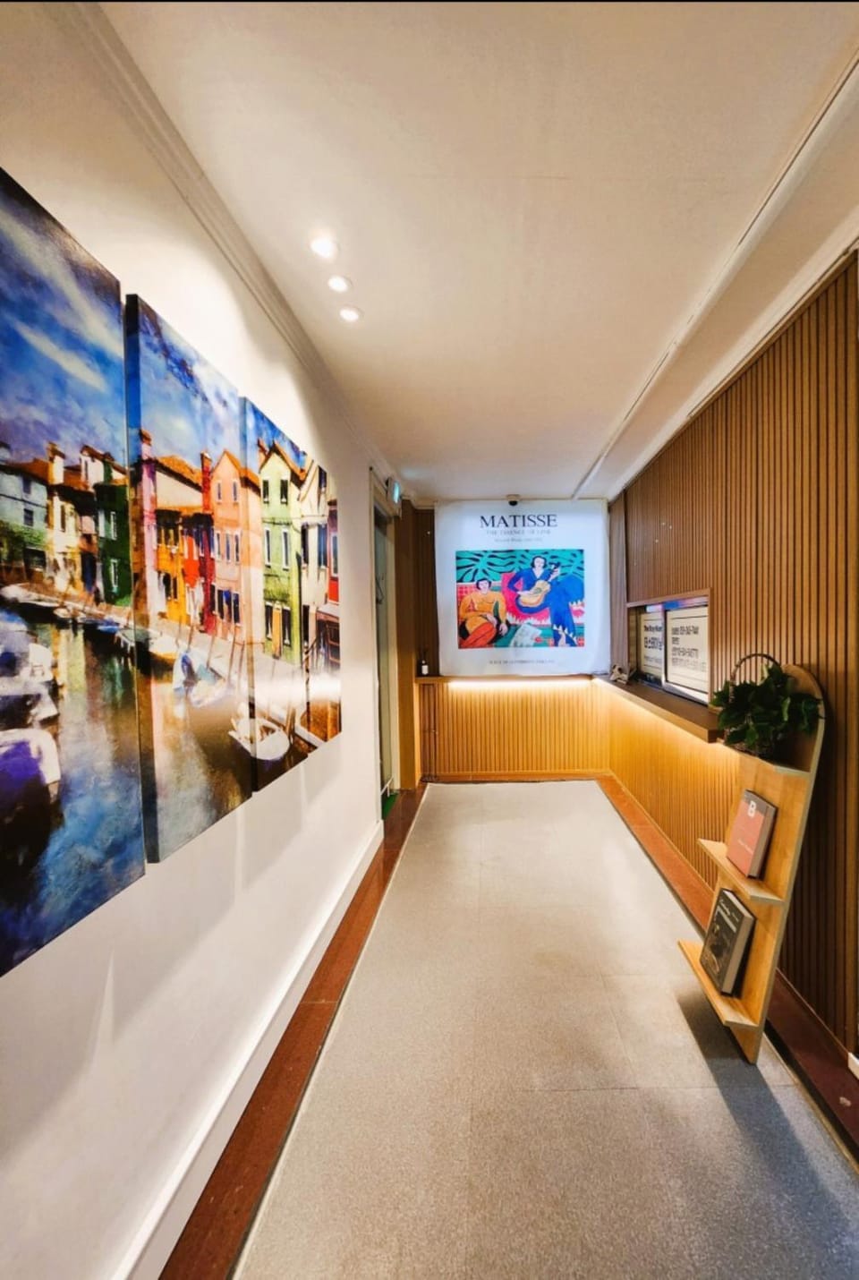 더남포스테이 Hostel in Busan