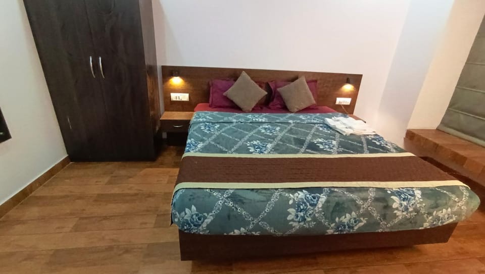 The Mansha Mansion Bed and Breakfast in Lucknow