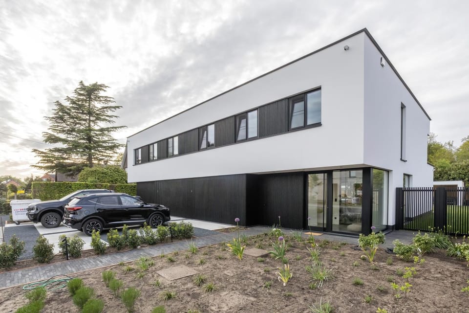 Property building, Parking