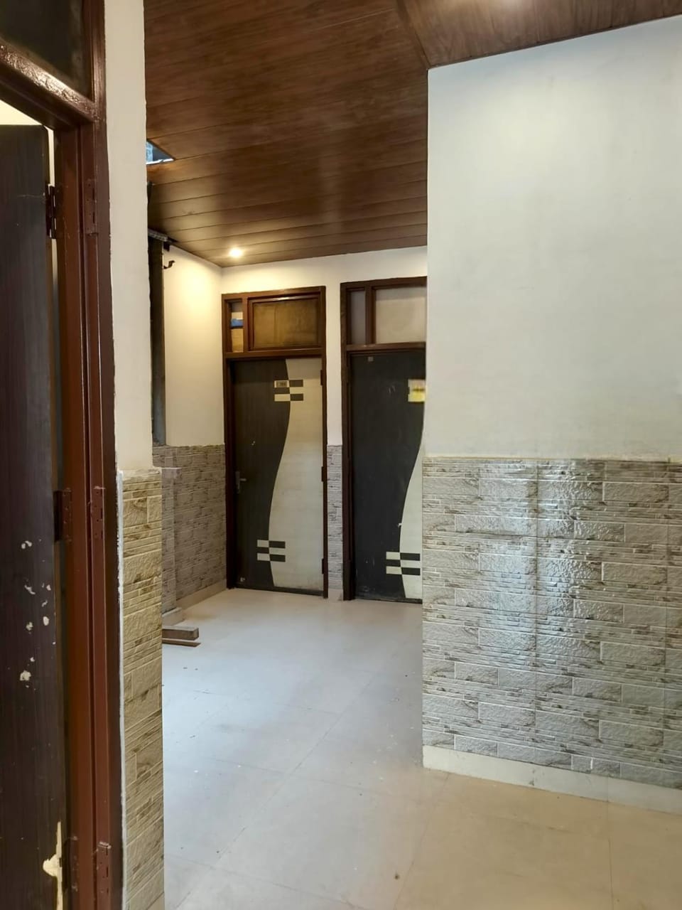 Hotel grand Vista Bed and Breakfast in Lucknow