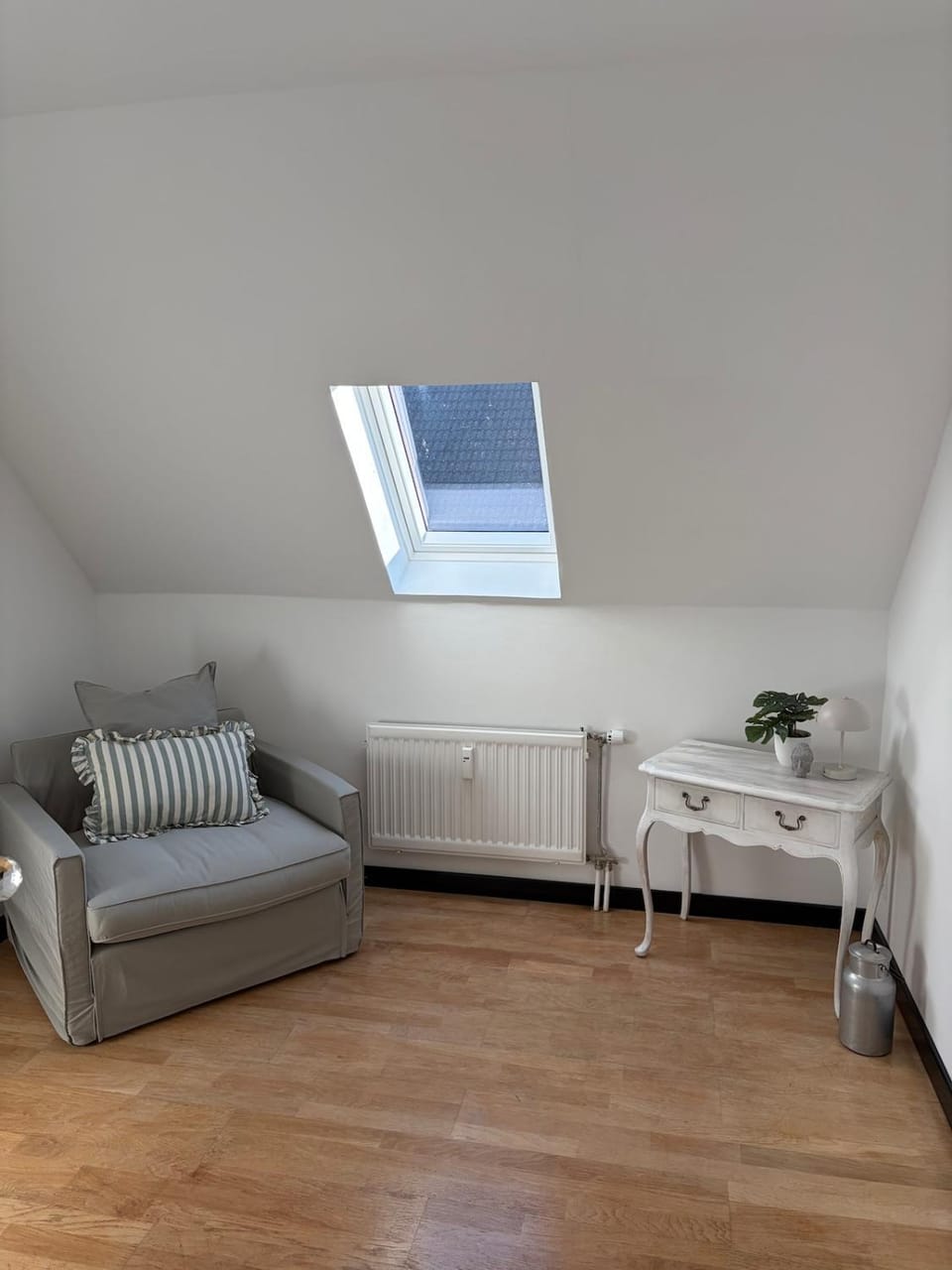 3-Zimmer-FeWo im 1-OG in ruhiger Lage - Natur & See Apartment in Schleswig-Holstein