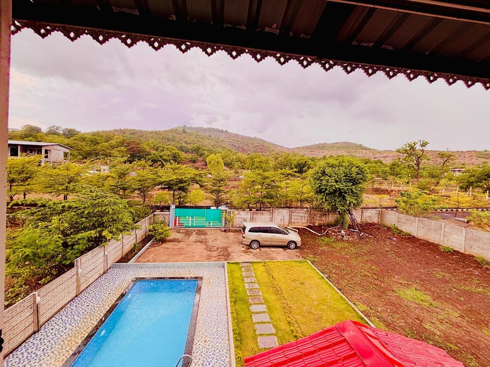 Garden, Mountain view, Swimming pool, soundproof