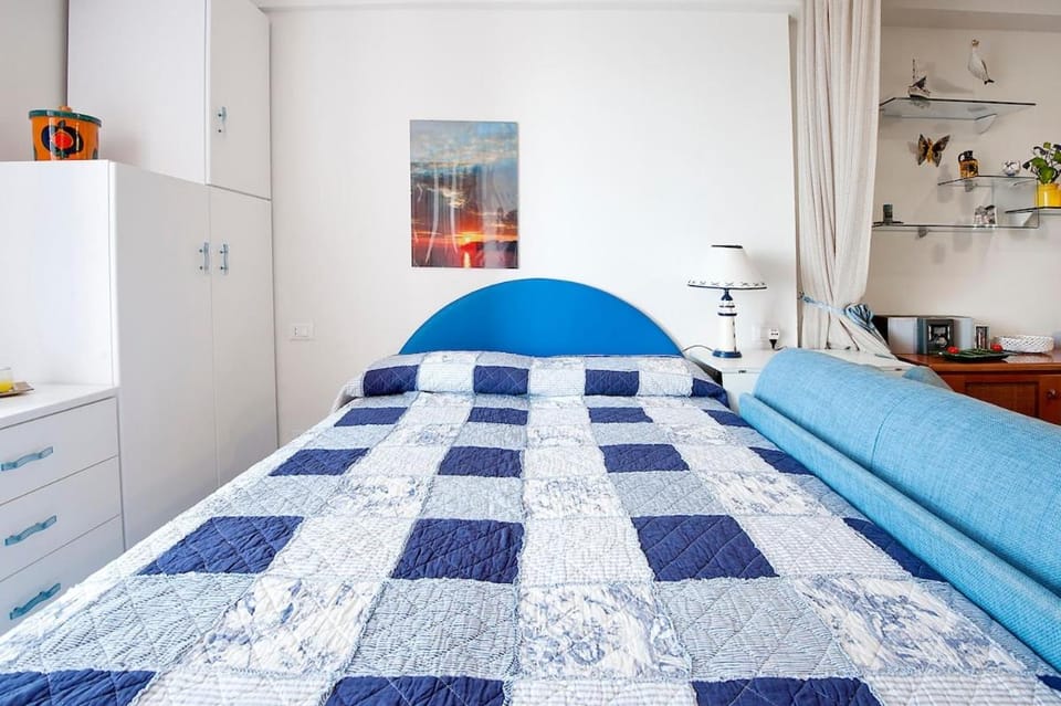 Serravallo vista mare apartment Apartment in Manarola